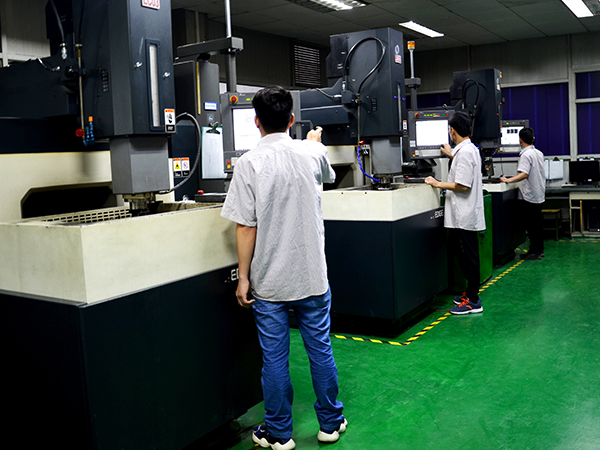 MAKINO Mirror Discharger